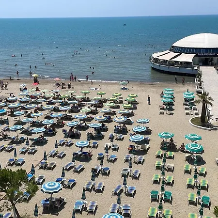 Durres Beach Apartment *