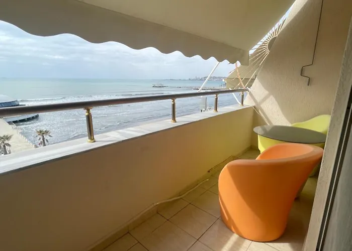 Durres Beach Apartment Dom wakacyjny